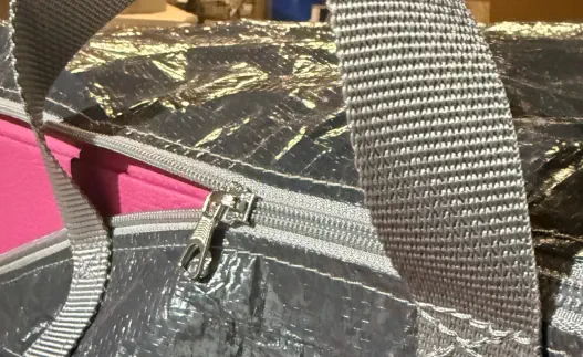 Detailaufnahme einer LogoHocker Transporttasche